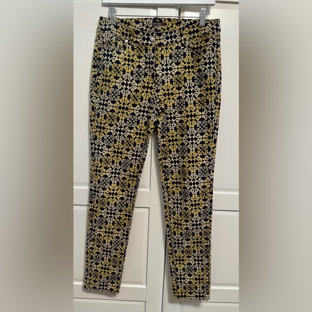 J. McLaughlin Lexi Print Jeans in the Newport Scroll Pattern Size:6 - Picture 2 of 5